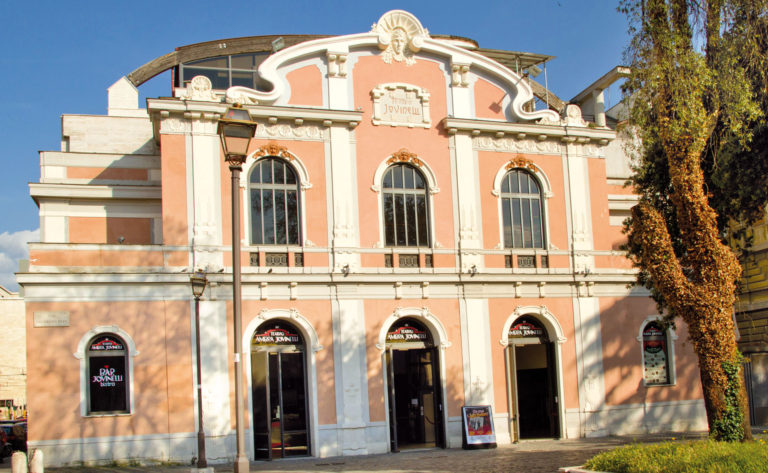 Teatro Ambra Jovinelli: Una Storia Vera - LuxuryRome - Shopping, Arts & Fun